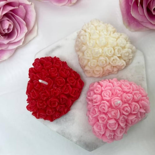 Romantic Heart-Shaped Flower Candle – Handcrafted Decorative Soy Wax Candle